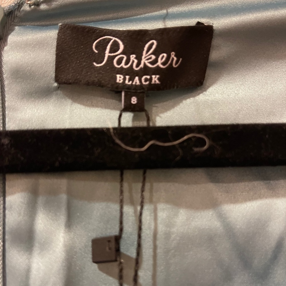 Designer dresses - Picture 9 of 13